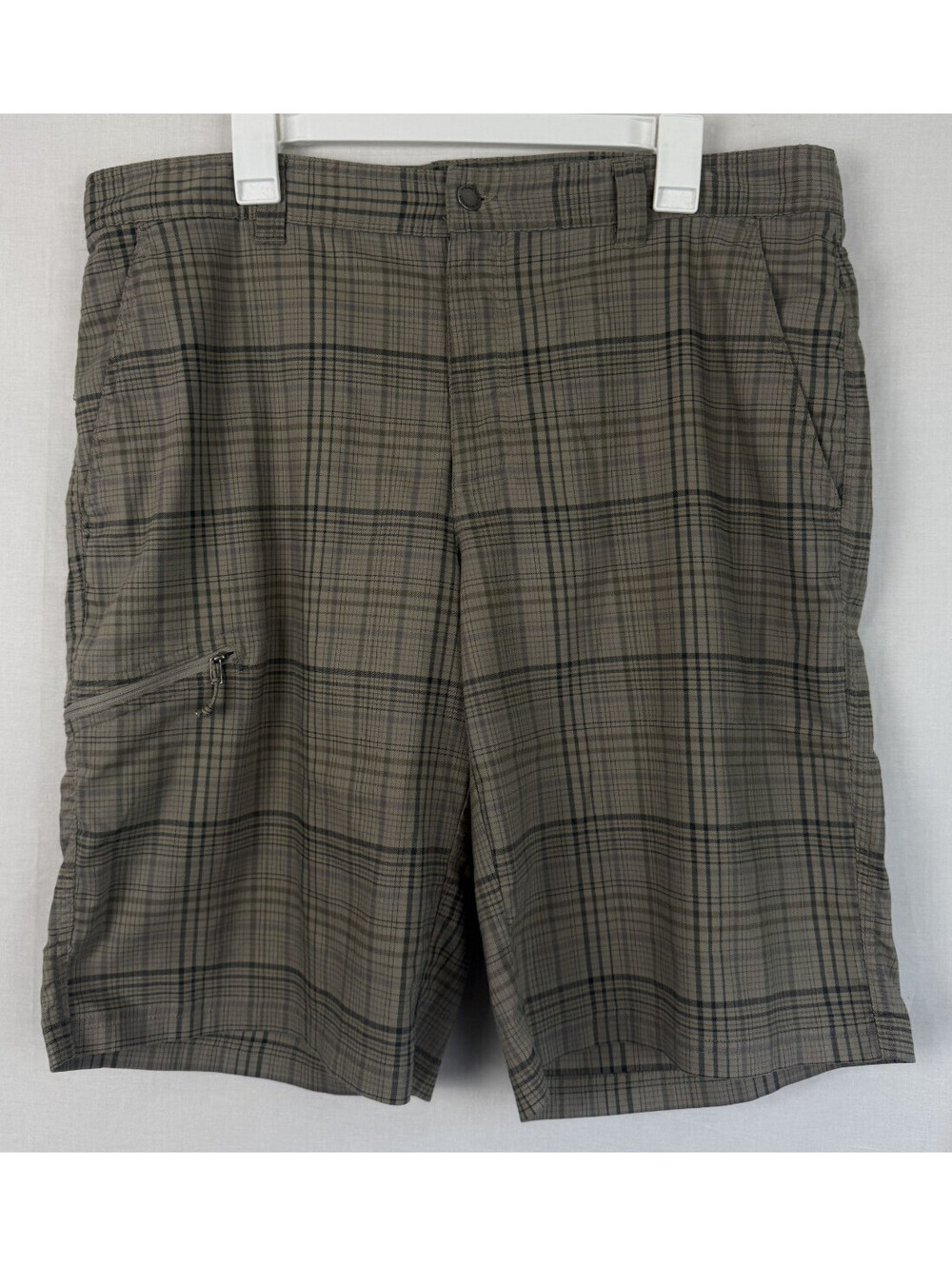Columbia Omni-Wick Plaid Golf Hiking Shorts Brown 38W 12” Inseam